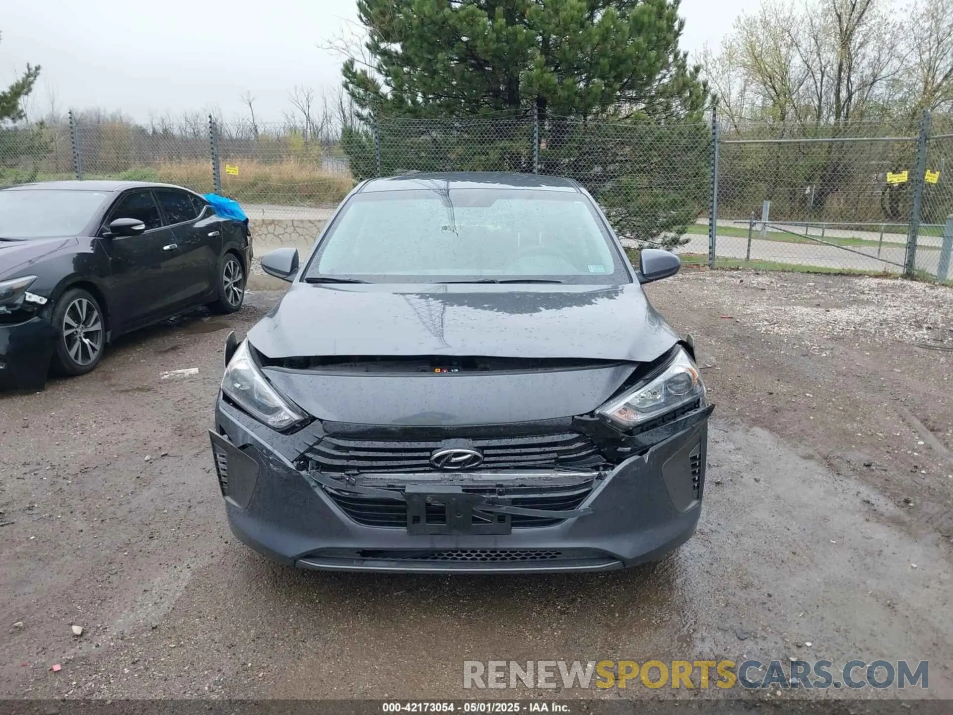 12 Фотография поврежденного автомобиля KMHC65LC7KU117578 HYUNDAI IONIQ HYBRID 2019
