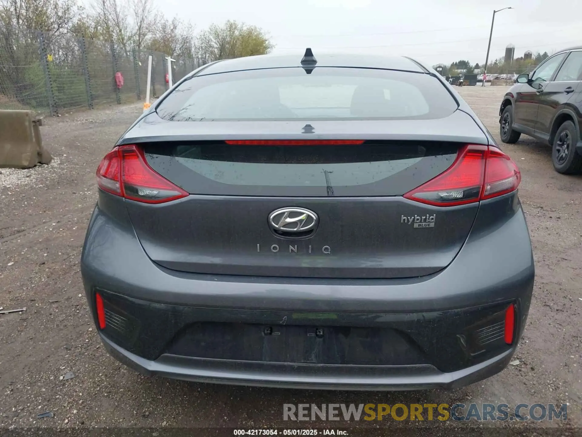 16 Фотография поврежденного автомобиля KMHC65LC7KU117578 HYUNDAI IONIQ HYBRID 2019