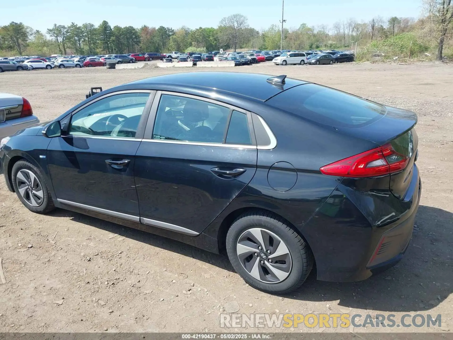 14 Photograph of a damaged car KMHC75LC0KU128967 HYUNDAI IONIQ HYBRID 2019
