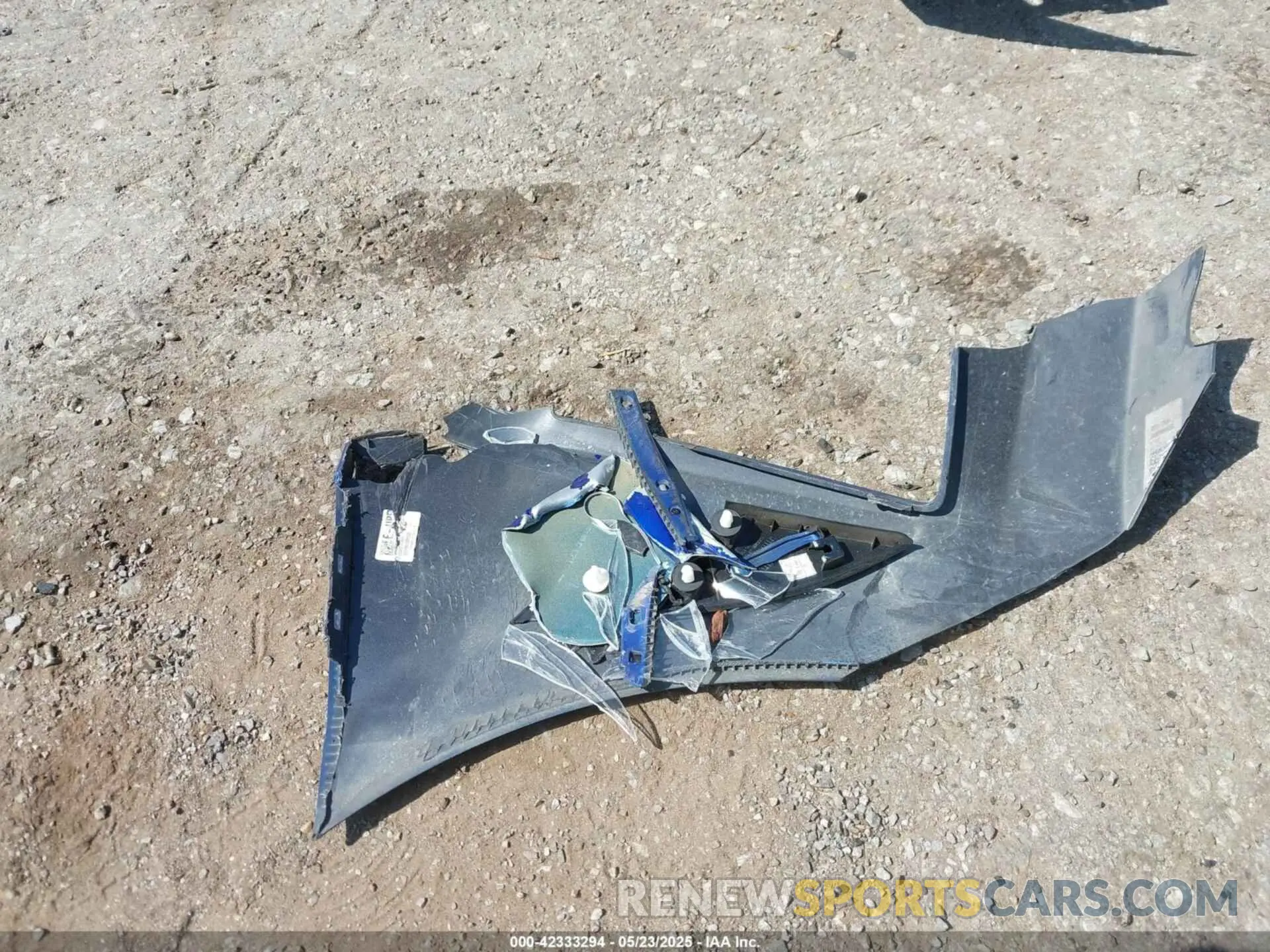 12 Photograph of a damaged car KMHC75LC1KU117153 HYUNDAI IONIQ HYBRID 2019