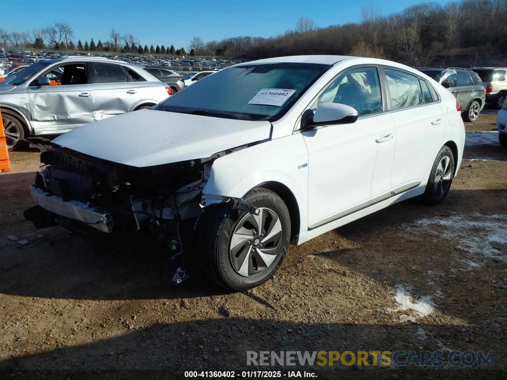 2 Photograph of a damaged car KMHC75LC9KU110967 HYUNDAI IONIQ HYBRID 2019
