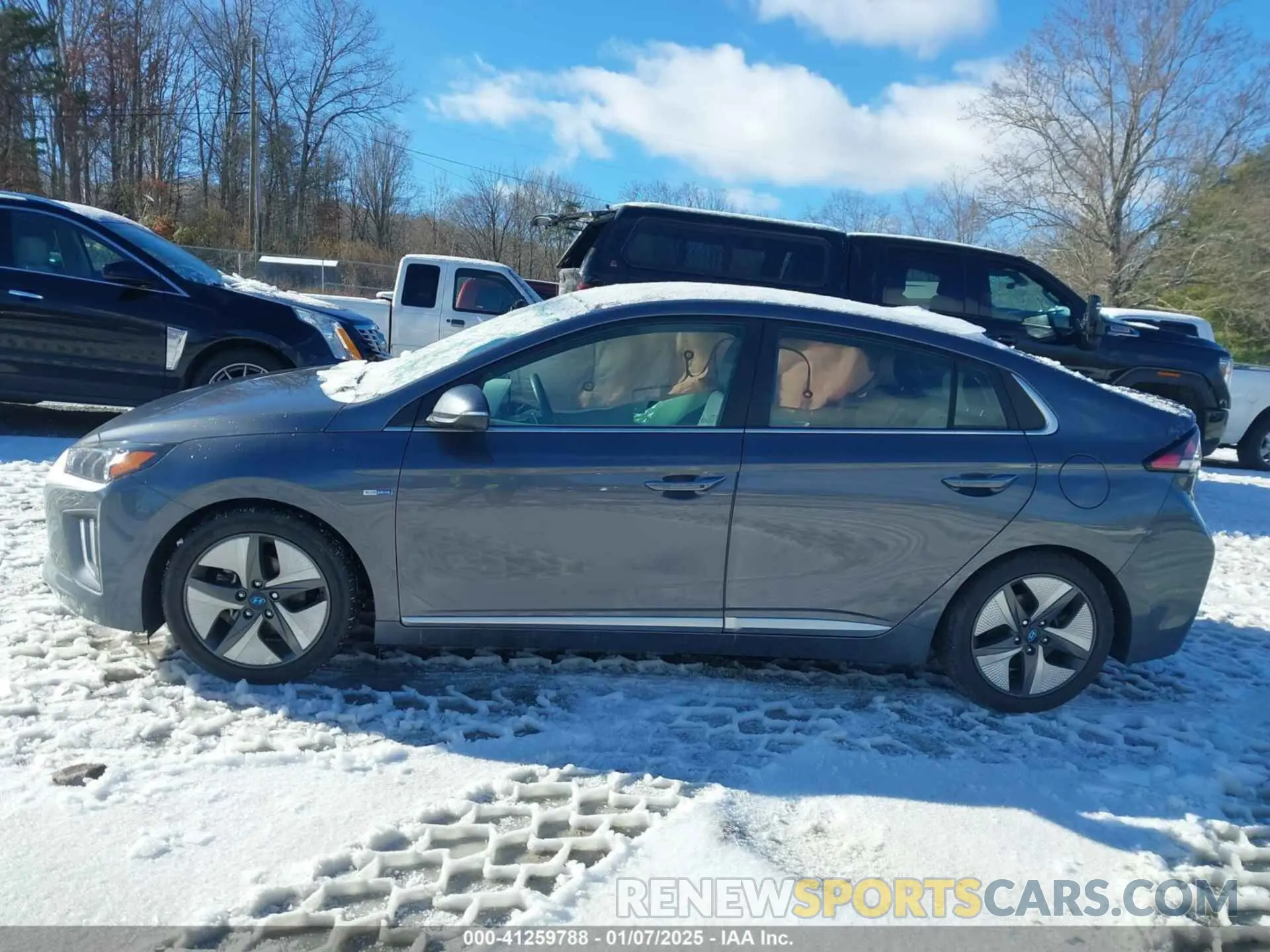 15 Фотография поврежденного автомобиля KMHC05LC0LU207948 HYUNDAI IONIQ HYBRID 2020