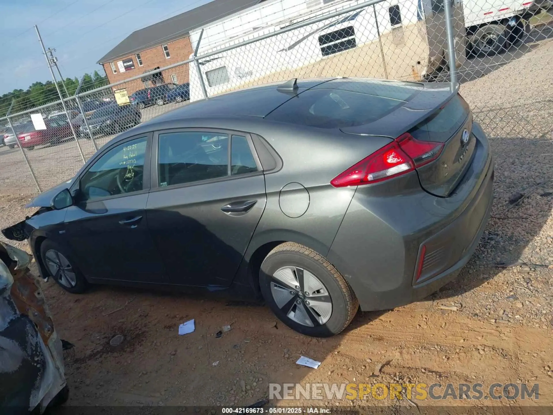 14 Photograph of a damaged car KMHC65LC4LU227313 HYUNDAI IONIQ HYBRID 2020
