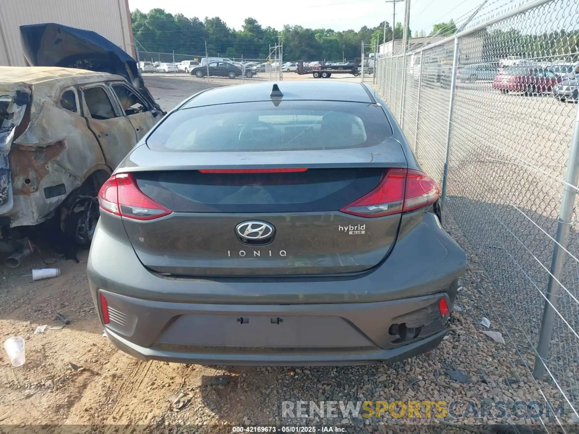 16 Photograph of a damaged car KMHC65LC4LU227313 HYUNDAI IONIQ HYBRID 2020