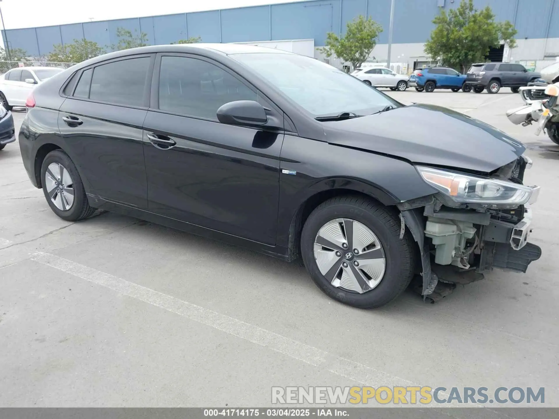 1 Photograph of a damaged car KMHC65LC4LU231135 HYUNDAI IONIQ HYBRID 2020