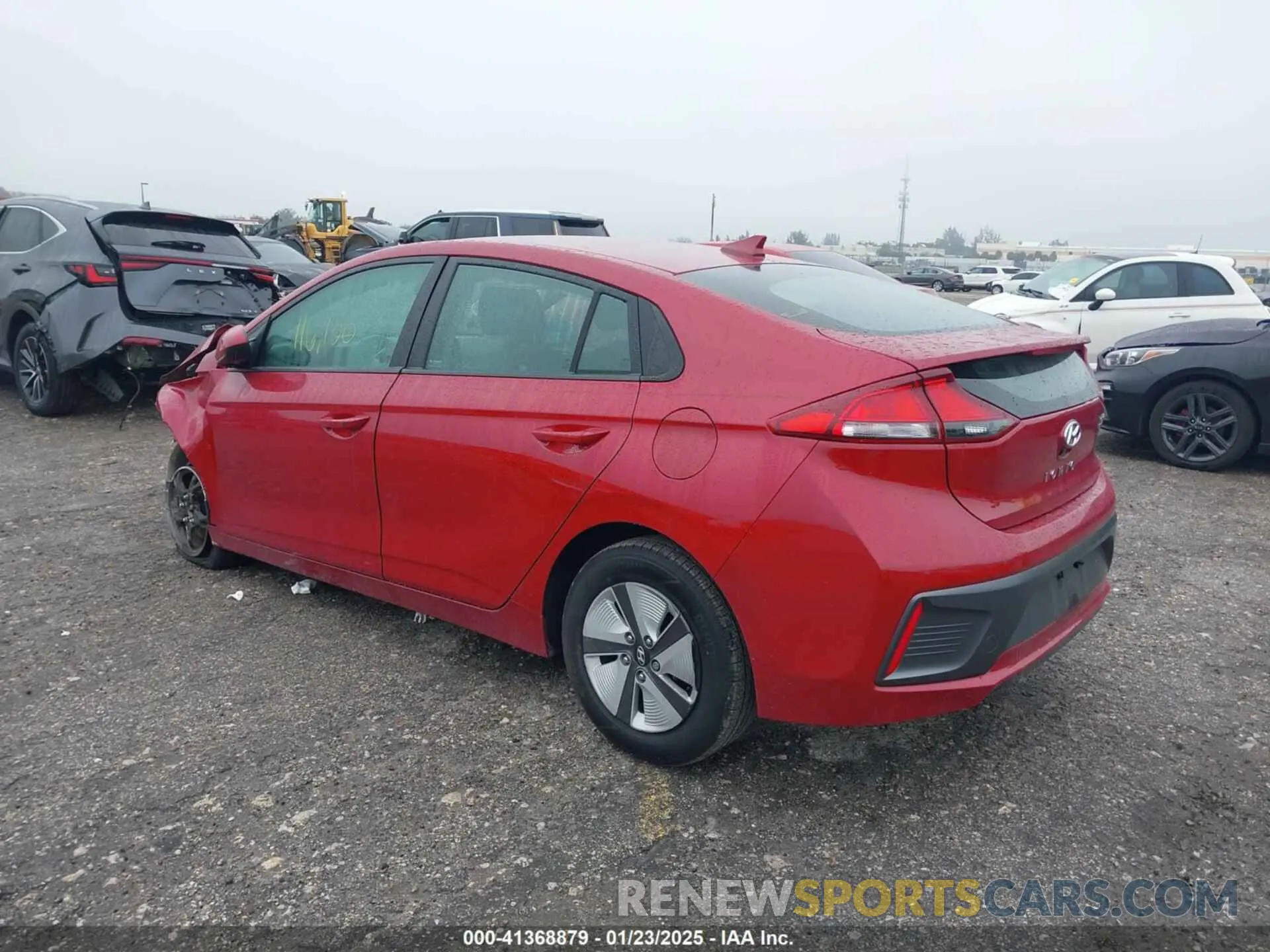 3 Фотография поврежденного автомобиля KMHC65LC8LU228688 HYUNDAI IONIQ HYBRID 2020
