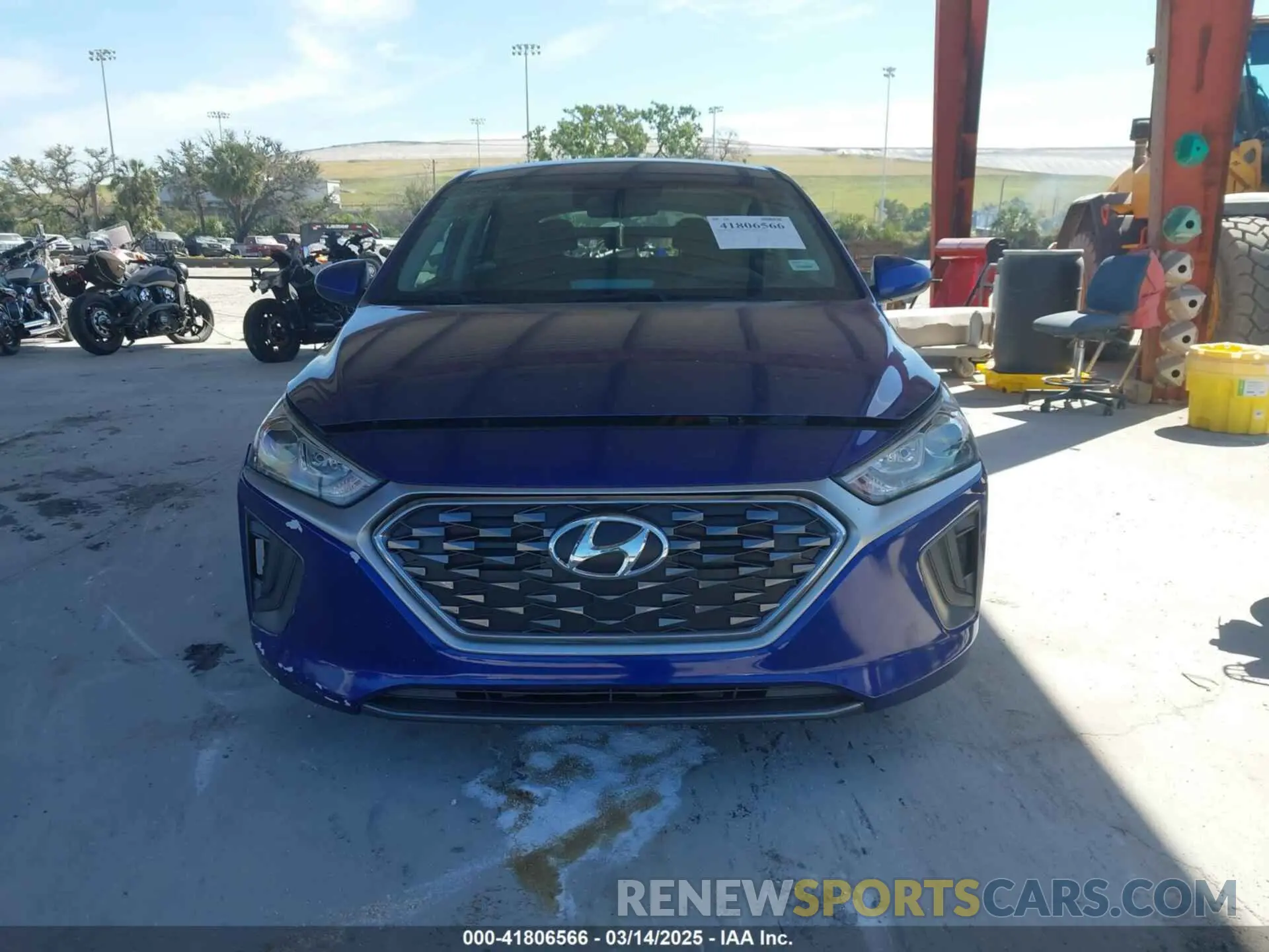 12 Фотография поврежденного автомобиля KMHC65LC8LU241795 HYUNDAI IONIQ HYBRID 2020