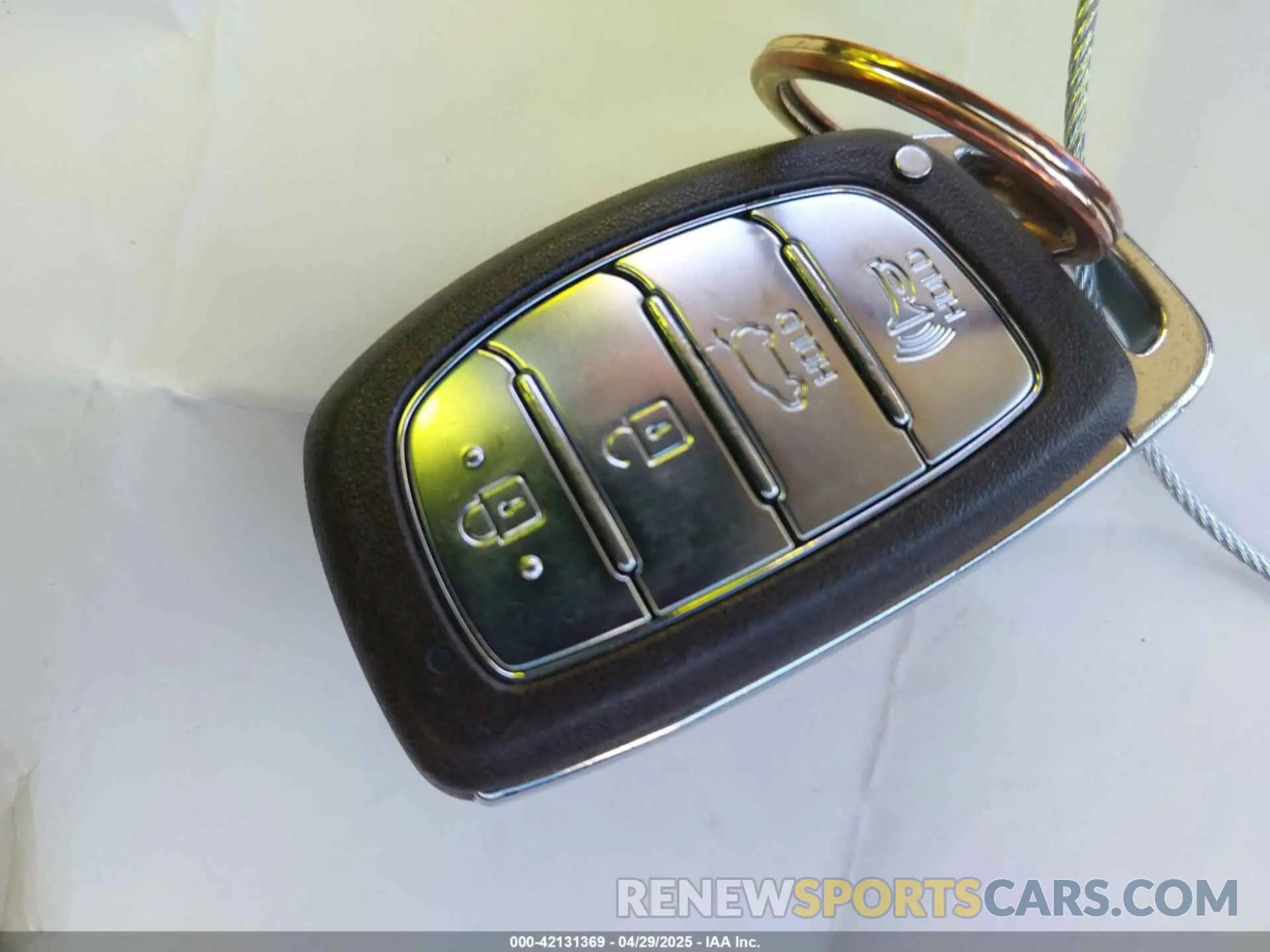 11 Photograph of a damaged car KMHC75LC3LU235853 HYUNDAI IONIQ HYBRID 2020