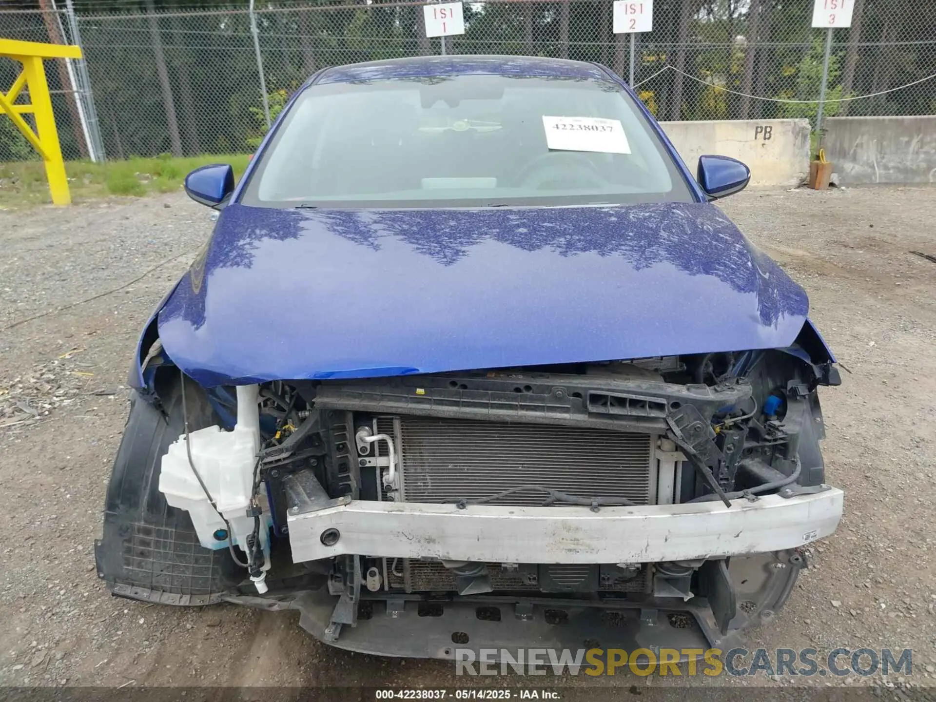 11 Photograph of a damaged car KMHC75LC5LU234820 HYUNDAI IONIQ HYBRID 2020