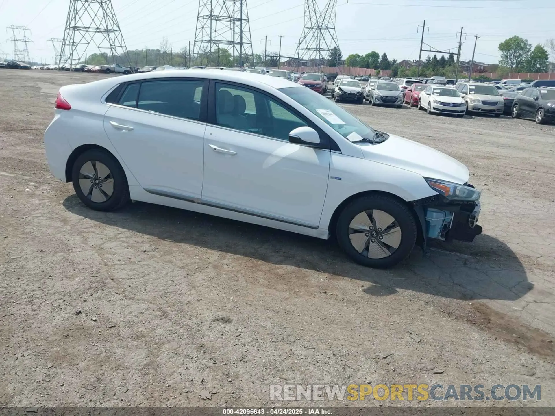 1 Photograph of a damaged car KMHC75LC6LU190990 HYUNDAI IONIQ HYBRID 2020