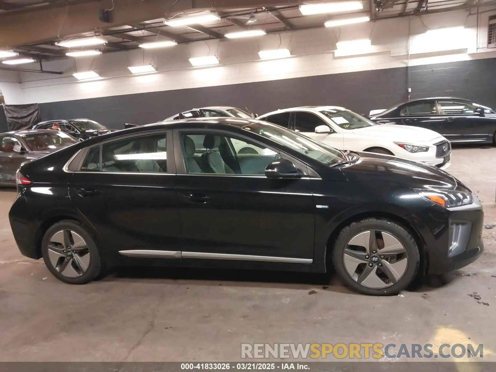 13 Photograph of a damaged car KMHC85LC9LU214700 HYUNDAI IONIQ HYBRID 2020