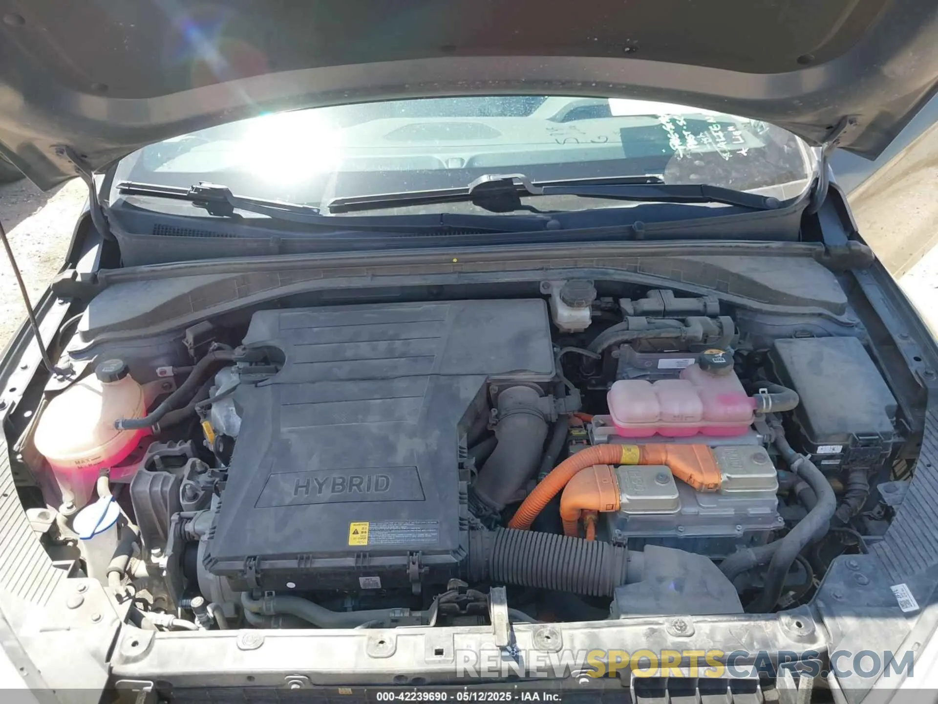 10 Photograph of a damaged car KMHC05LC5NU270689 HYUNDAI IONIQ HYBRID 2022