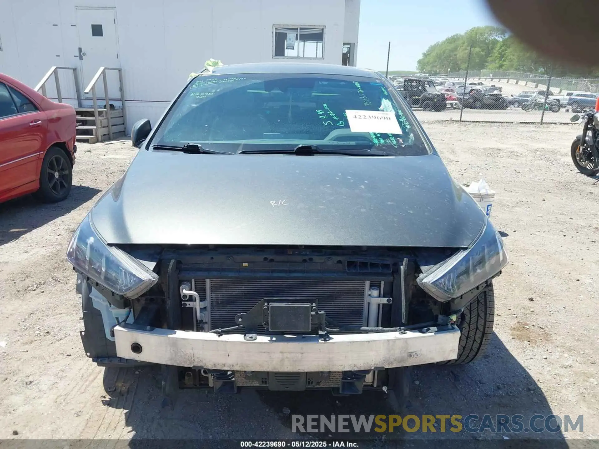 6 Photograph of a damaged car KMHC05LC5NU270689 HYUNDAI IONIQ HYBRID 2022