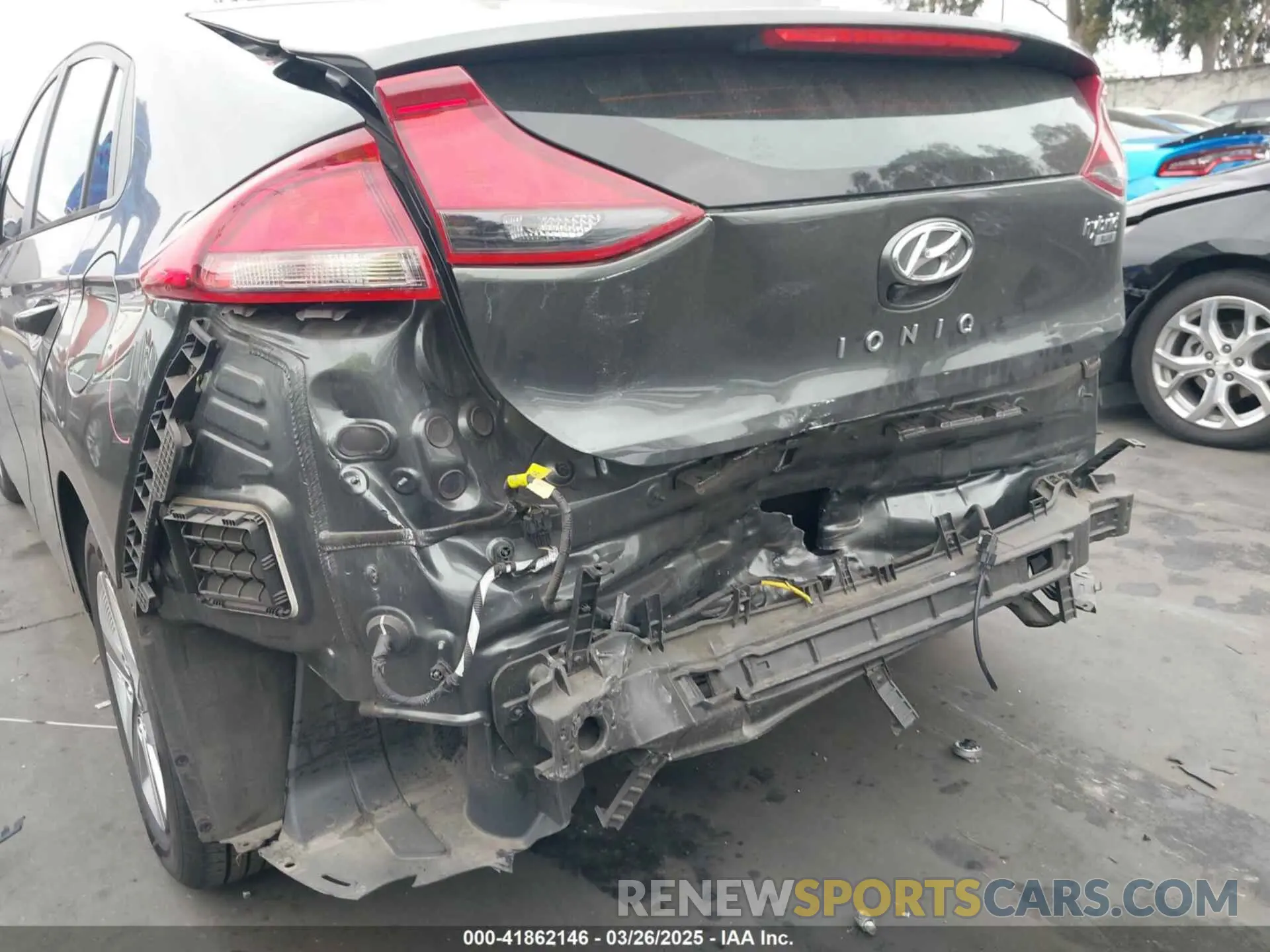 6 Photograph of a damaged car KMHC65LC0NU281307 HYUNDAI IONIQ HYBRID 2022