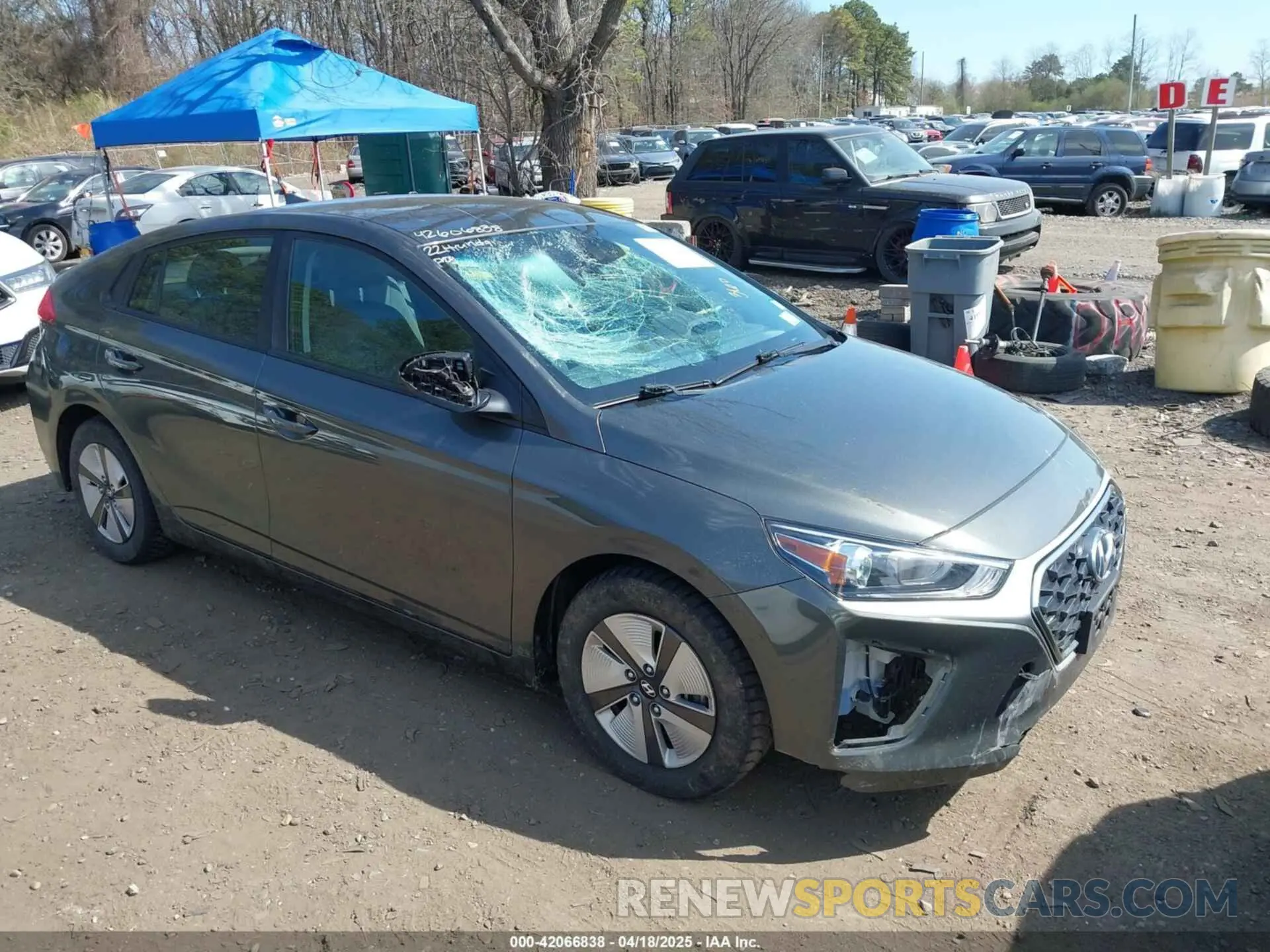 13 Photograph of a damaged car KMHC65LC5NU268438 HYUNDAI IONIQ HYBRID 2022