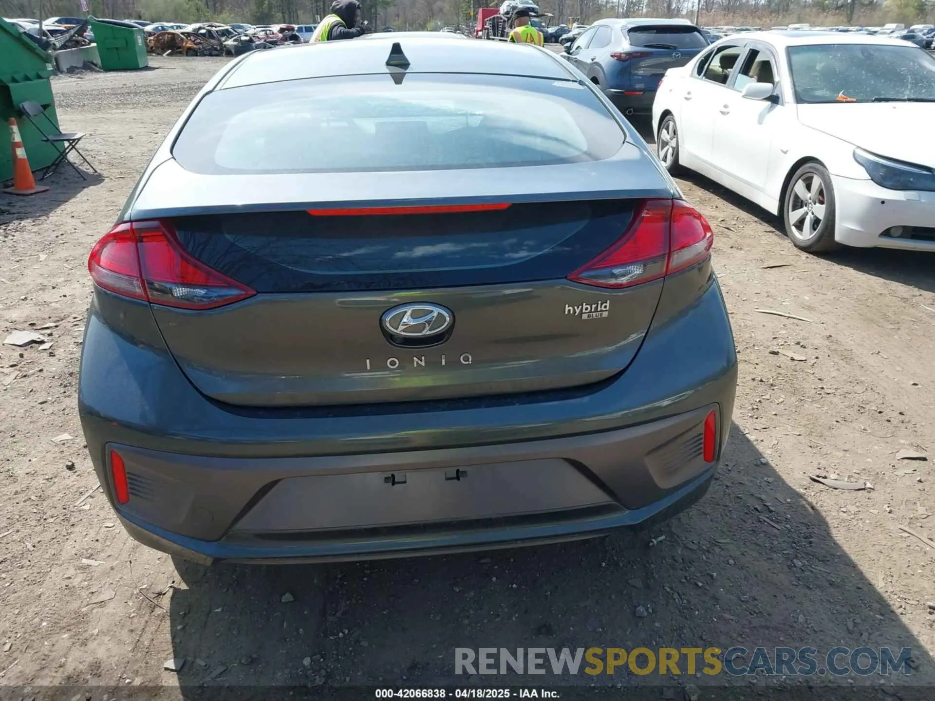 16 Photograph of a damaged car KMHC65LC5NU268438 HYUNDAI IONIQ HYBRID 2022