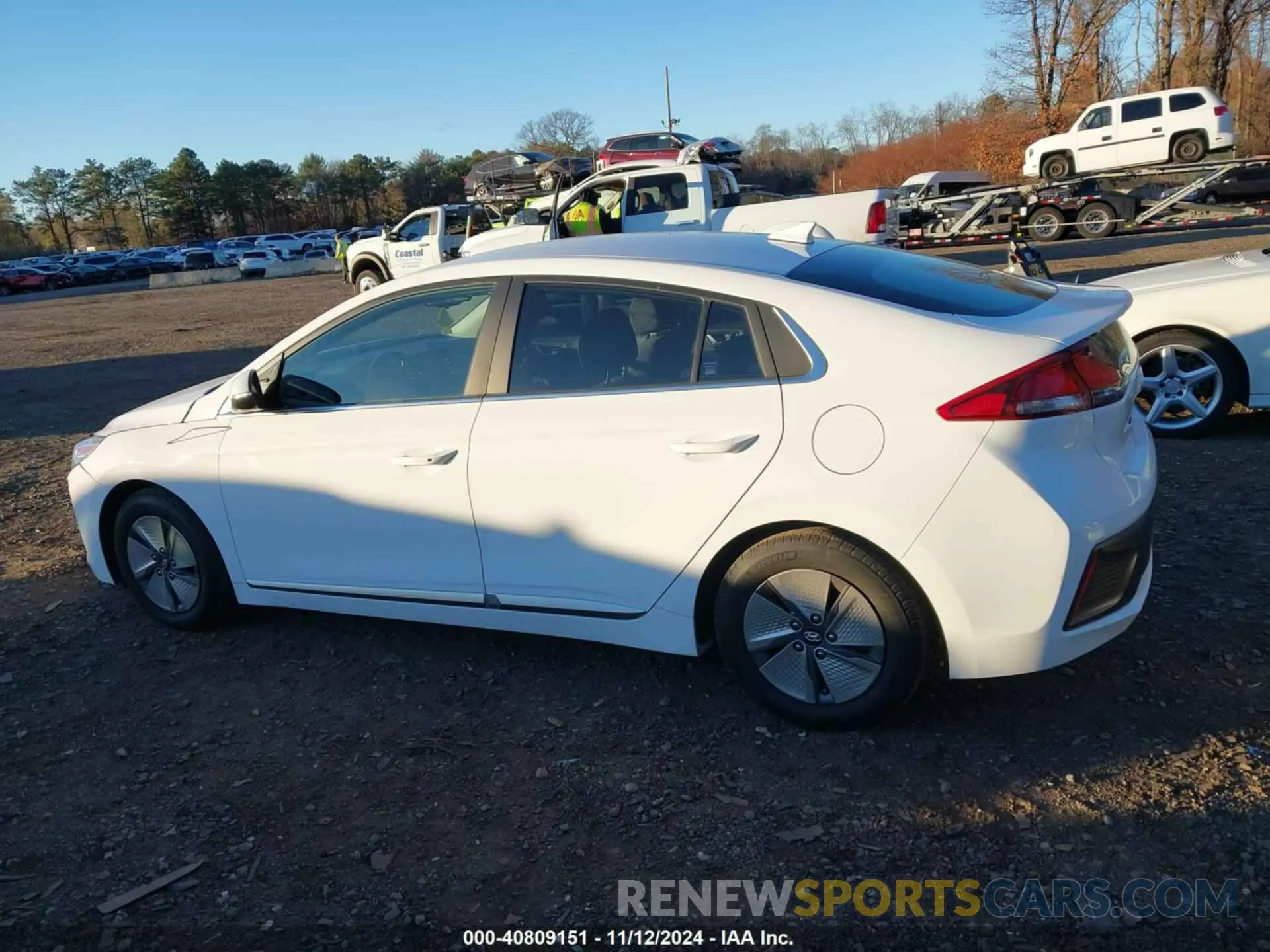 14 Фотография поврежденного автомобиля KMHC75LC3NU275210 HYUNDAI IONIQ HYBRID 2022