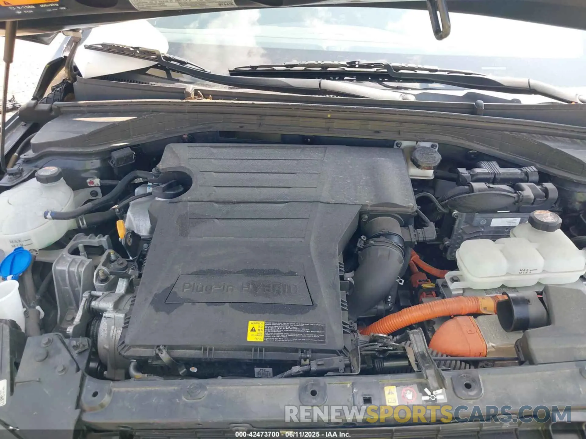 10 Photograph of a damaged car KMHC65LD0KU173452 HYUNDAI IONIQ PLUG-IN HYBRID 2019