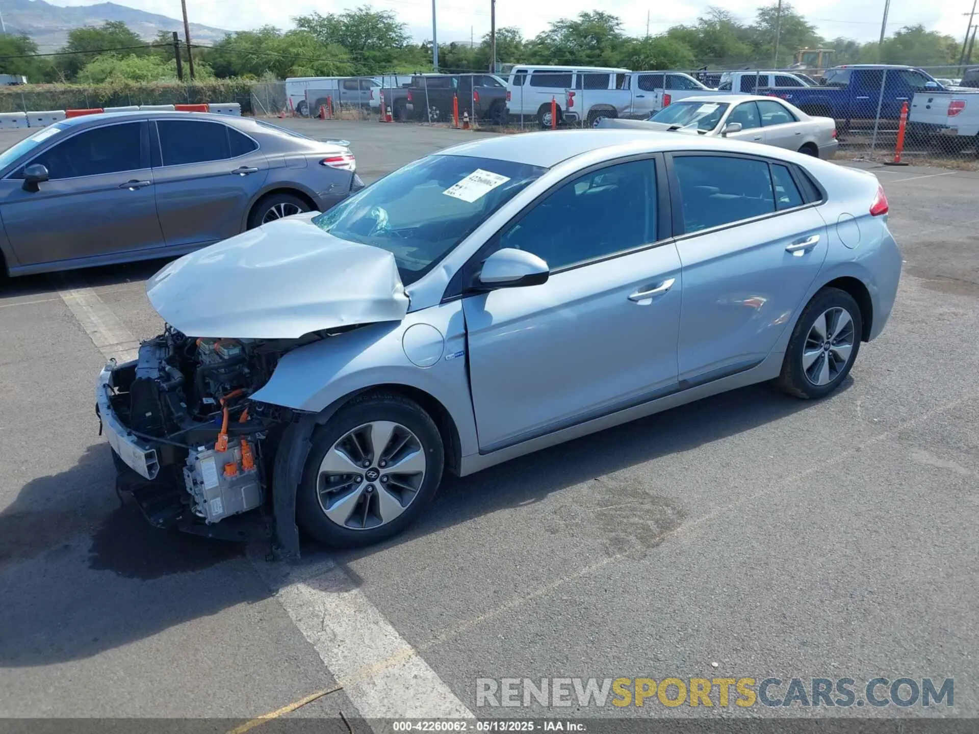 2 Фотография поврежденного автомобиля KMHC65LD9KU178942 HYUNDAI IONIQ PLUG-IN HYBRID 2019