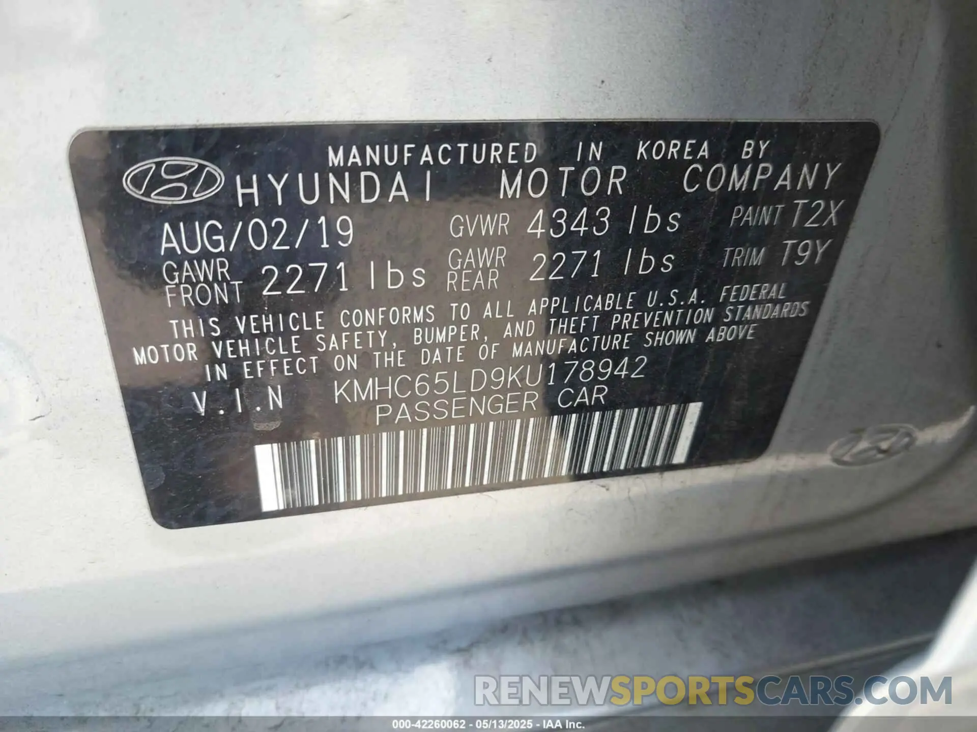 9 Фотография поврежденного автомобиля KMHC65LD9KU178942 HYUNDAI IONIQ PLUG-IN HYBRID 2019