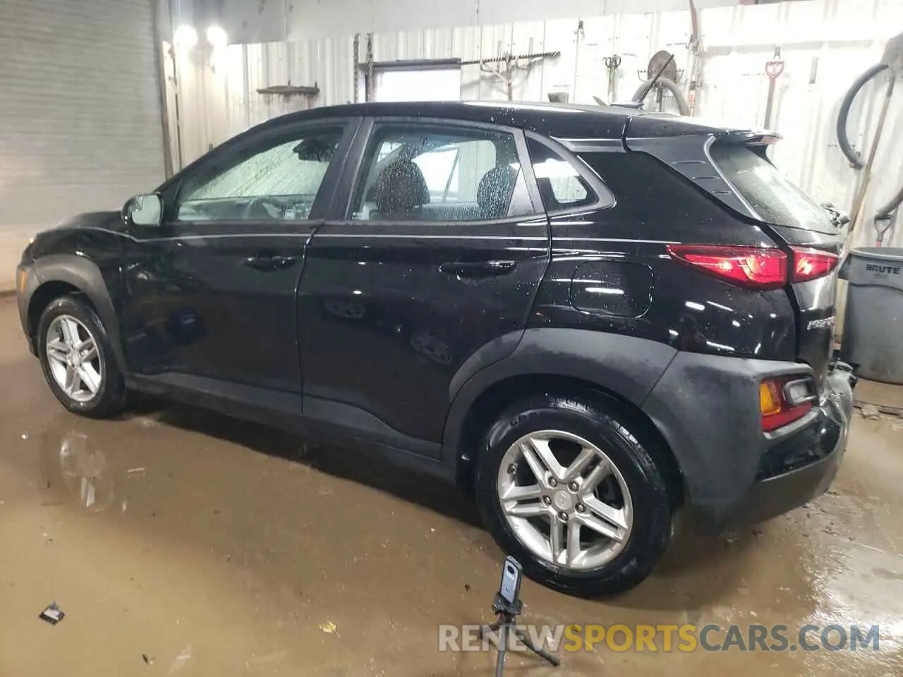 2 Photograph of a damaged car KM8K12AA5KU375656 HYUNDAI KONA 2019