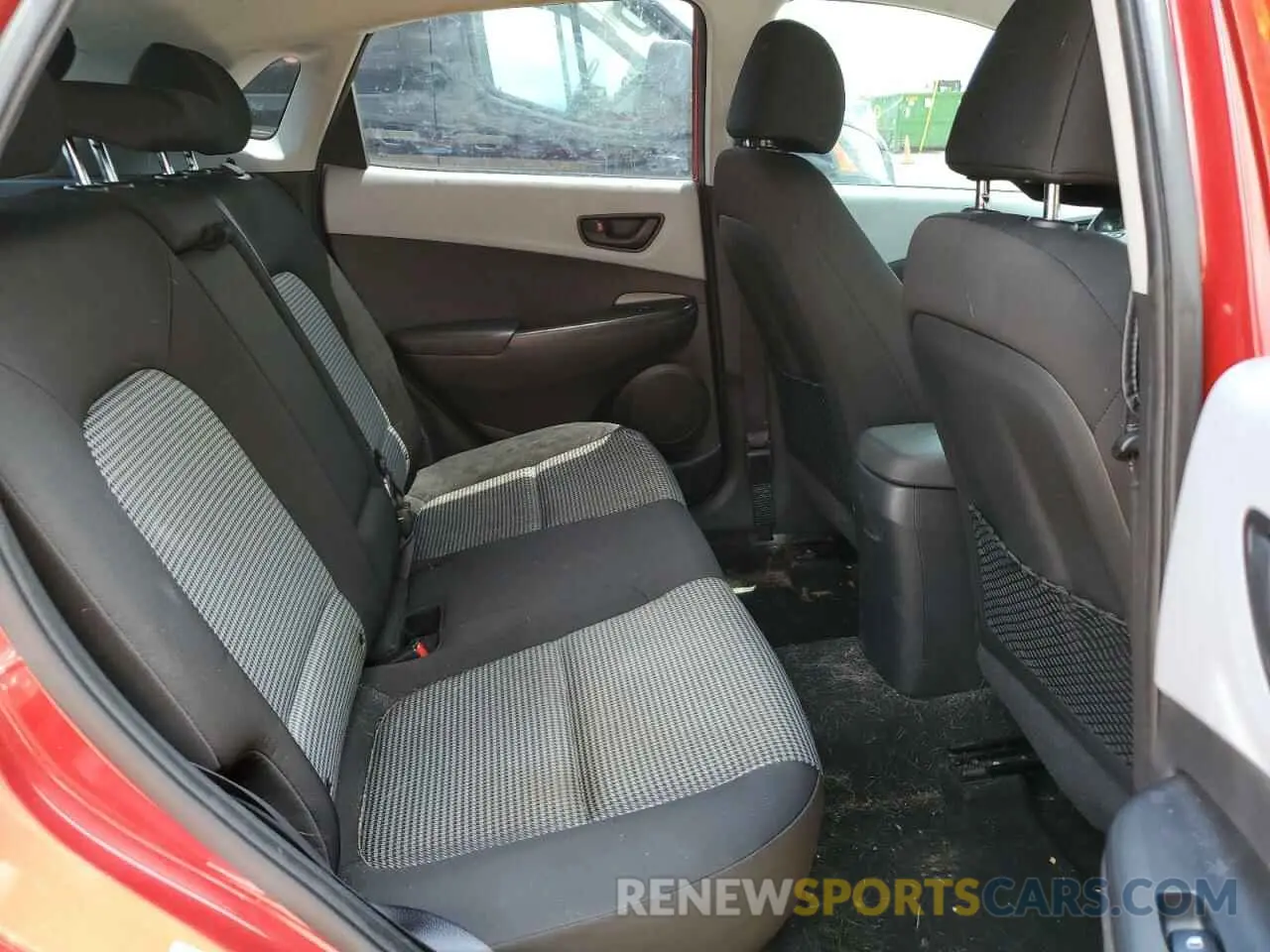 10 Photograph of a damaged car KM8K12AA7KU259097 HYUNDAI KONA 2019