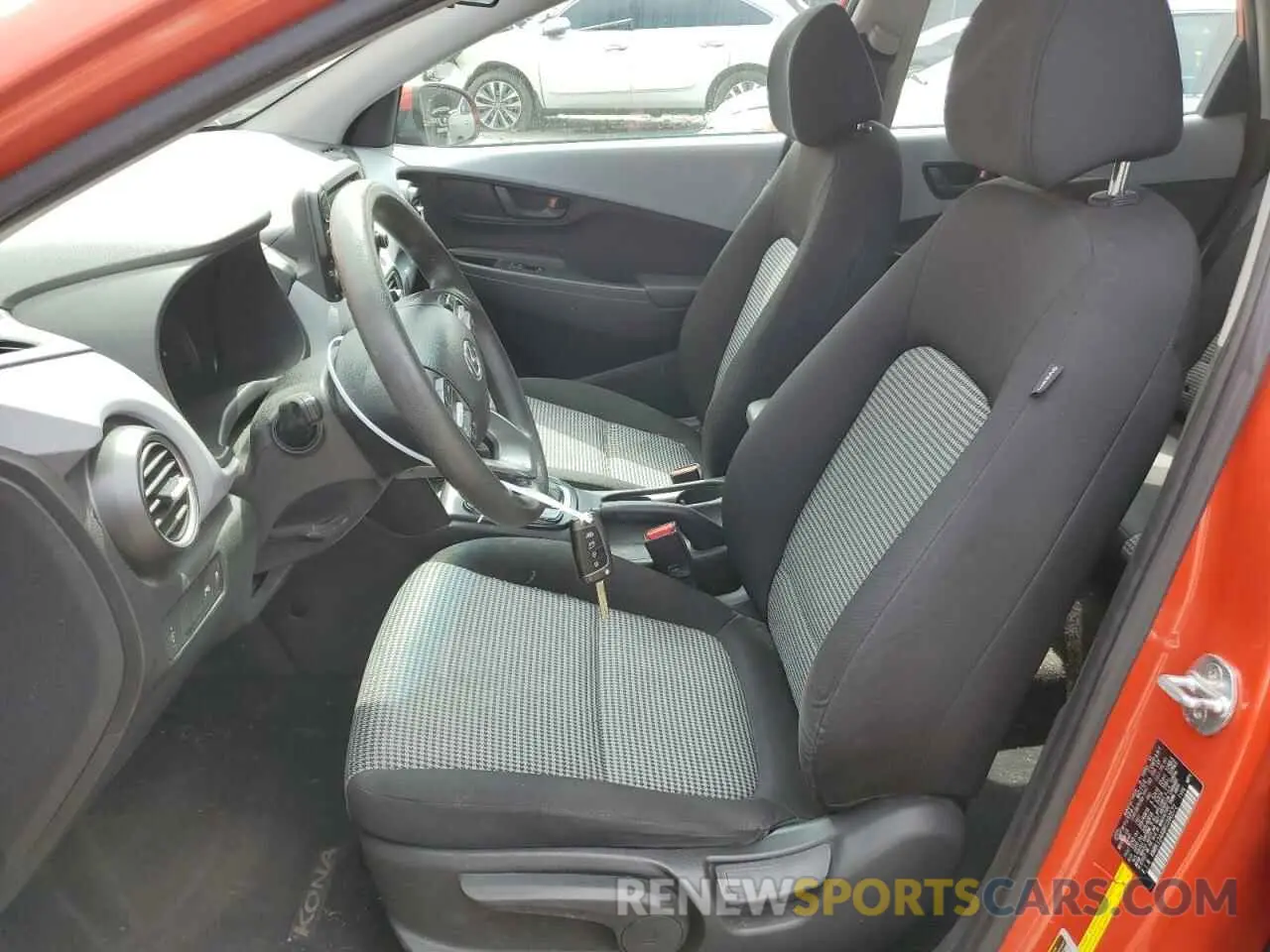 7 Фотография поврежденного автомобиля KM8K12AA8KU390572 HYUNDAI KONA 2019