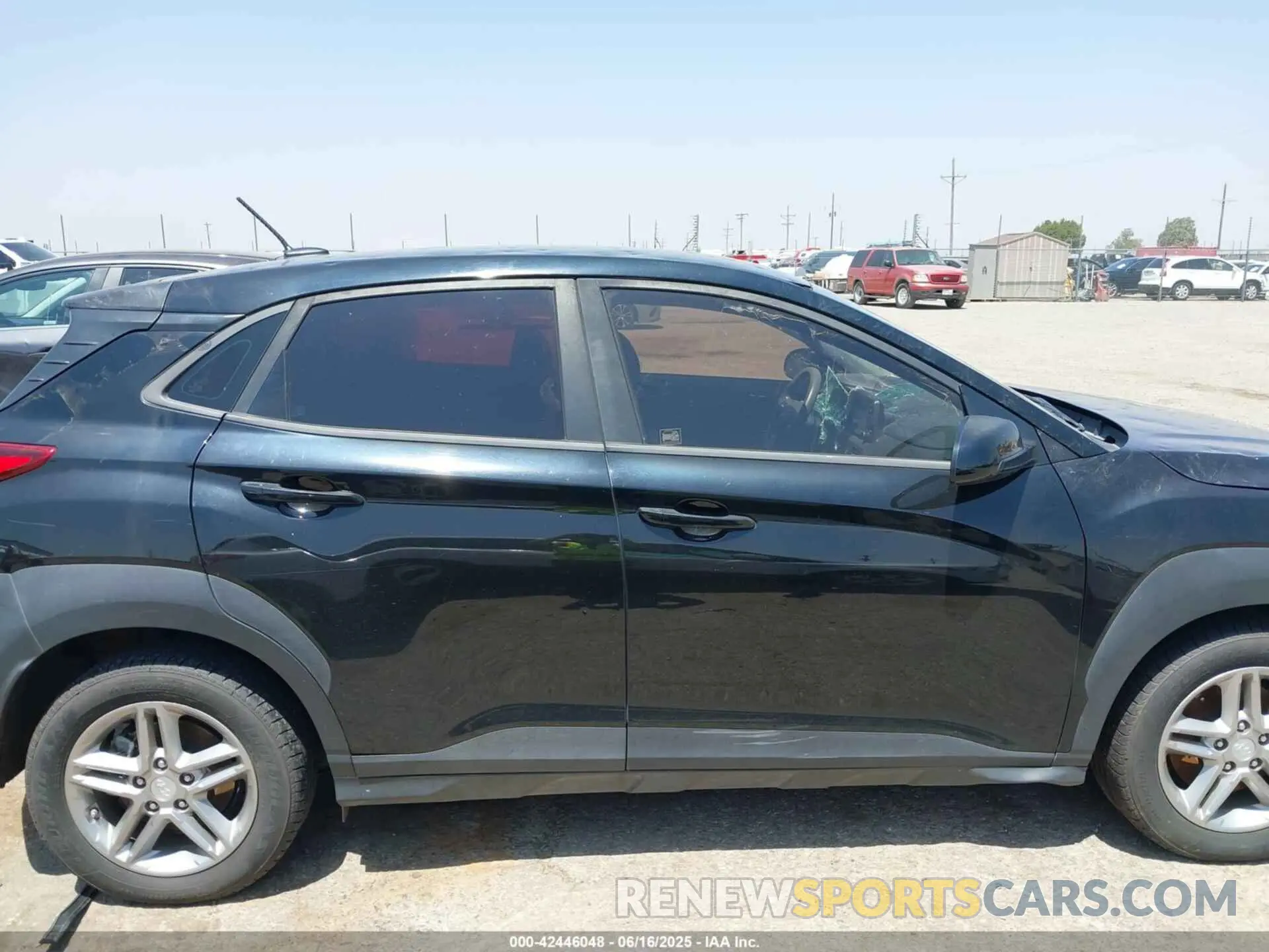 13 Photograph of a damaged car KM8K1CAA0KU292500 HYUNDAI KONA 2019