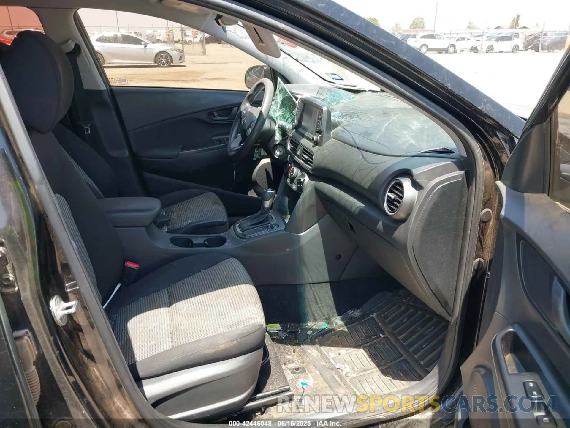 5 Photograph of a damaged car KM8K1CAA0KU292500 HYUNDAI KONA 2019