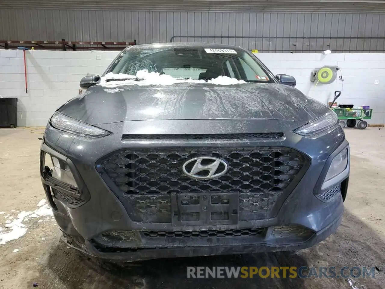 5 Photograph of a damaged car KM8K1CAA5KU216190 HYUNDAI KONA 2019