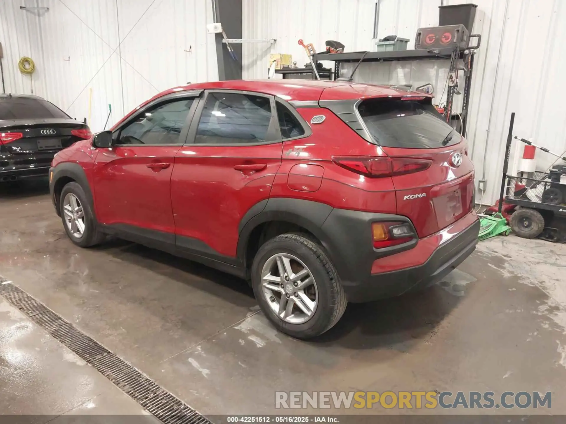 3 Photograph of a damaged car KM8K1CAA7KU287424 HYUNDAI KONA 2019