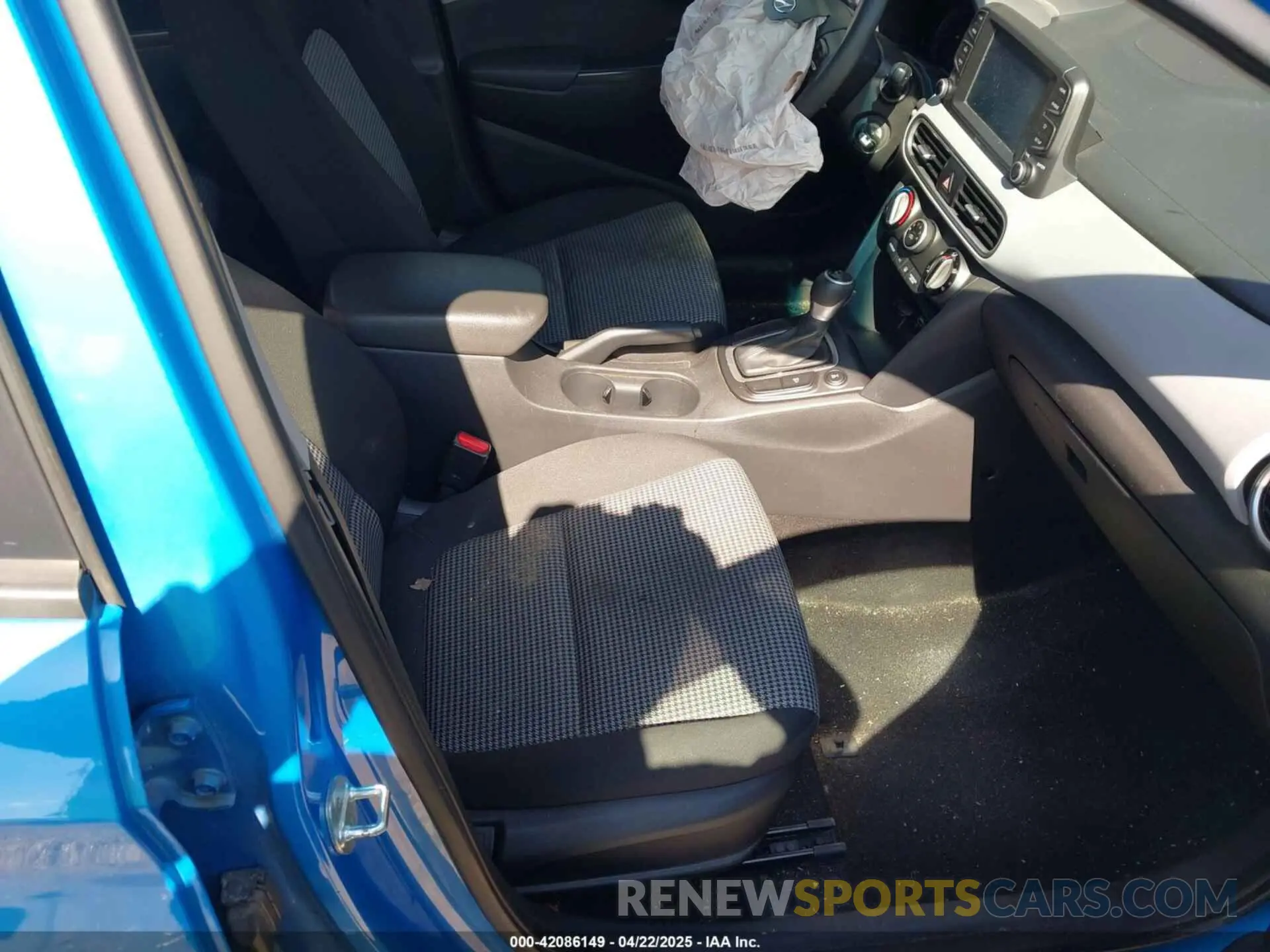 5 Фотография поврежденного автомобиля KM8K1CAA8KU355021 HYUNDAI KONA 2019
