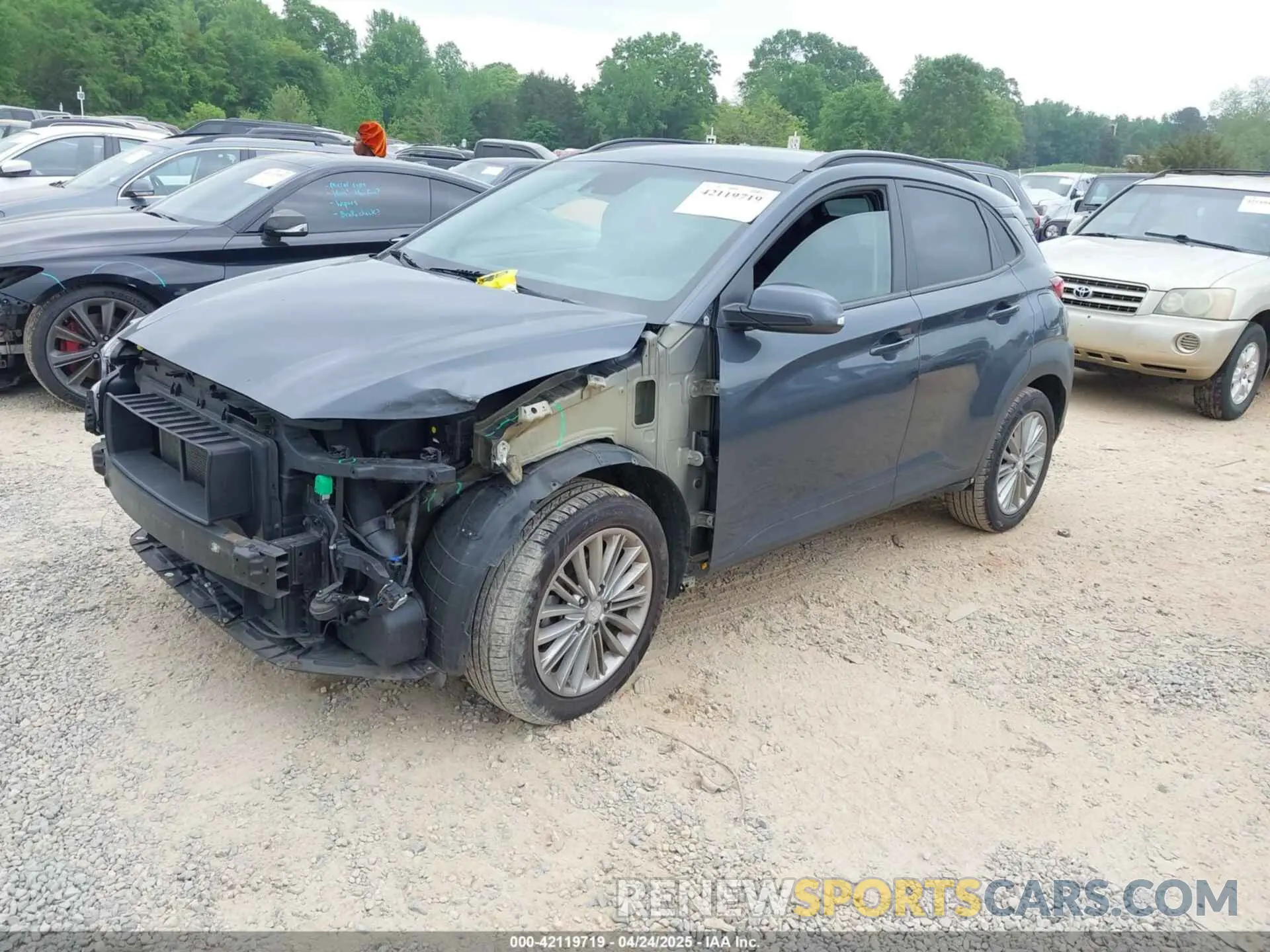2 Photograph of a damaged car KM8K22AAXKU224907 HYUNDAI KONA 2019