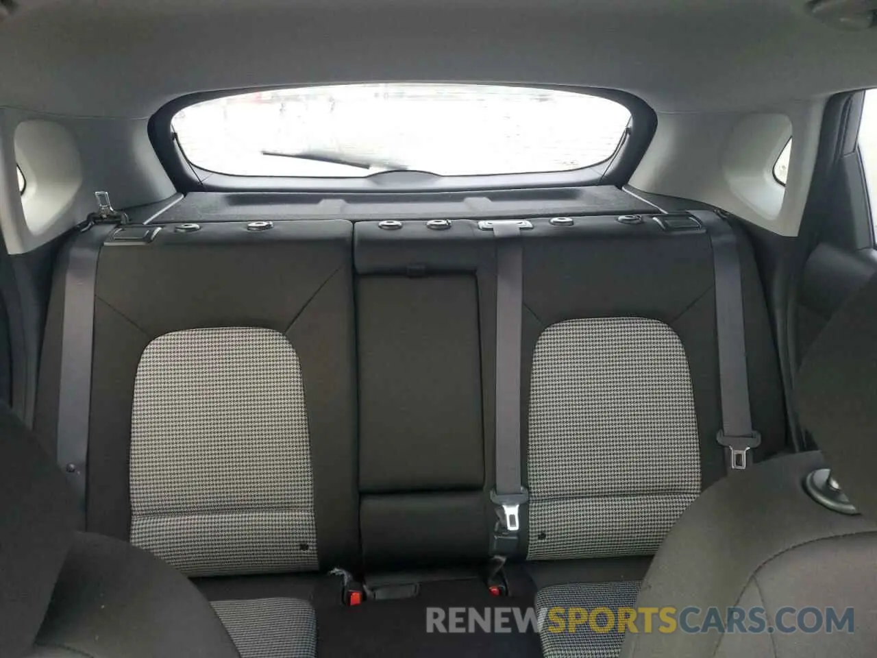 10 Photograph of a damaged car KM8K22AAXKU328670 HYUNDAI KONA 2019