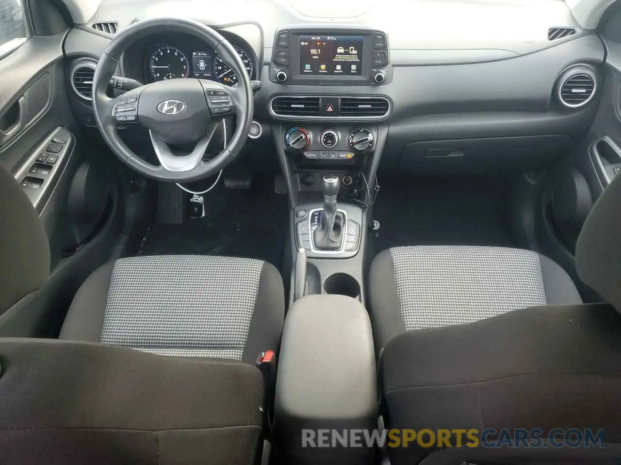8 Photograph of a damaged car KM8K22AAXKU328670 HYUNDAI KONA 2019