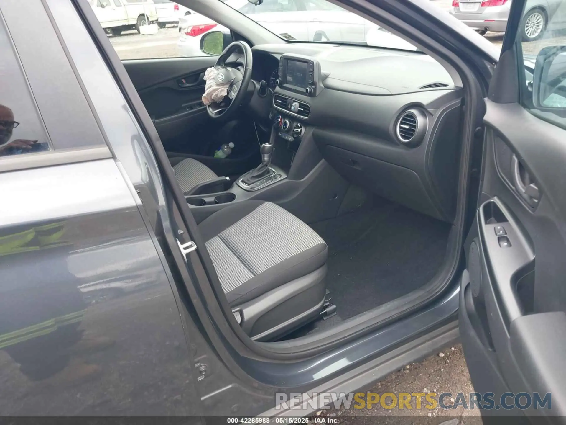 5 Фотография поврежденного автомобиля KM8K2CAA0KU368763 HYUNDAI KONA 2019