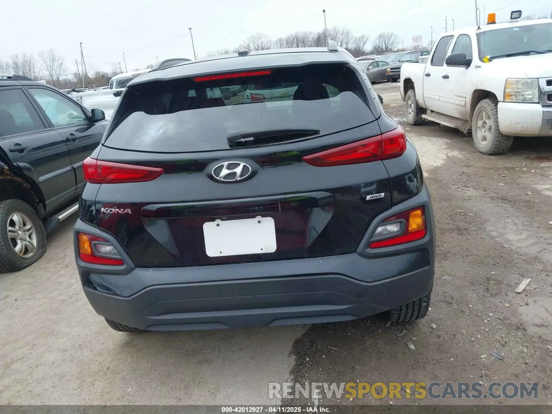 16 Photograph of a damaged car KM8K2CAA5KU366944 HYUNDAI KONA 2019