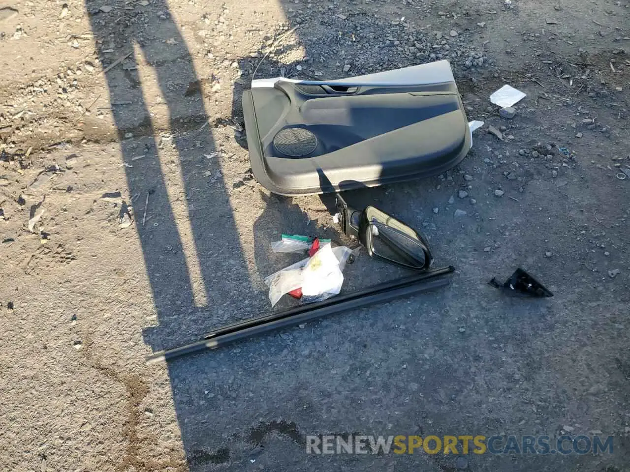 13 Photograph of a damaged car KM8K2CAA6KU217832 HYUNDAI KONA 2019