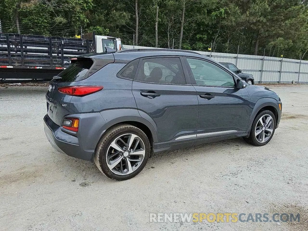 3 Фотография поврежденного автомобиля KM8K33A52KU246261 HYUNDAI KONA 2019