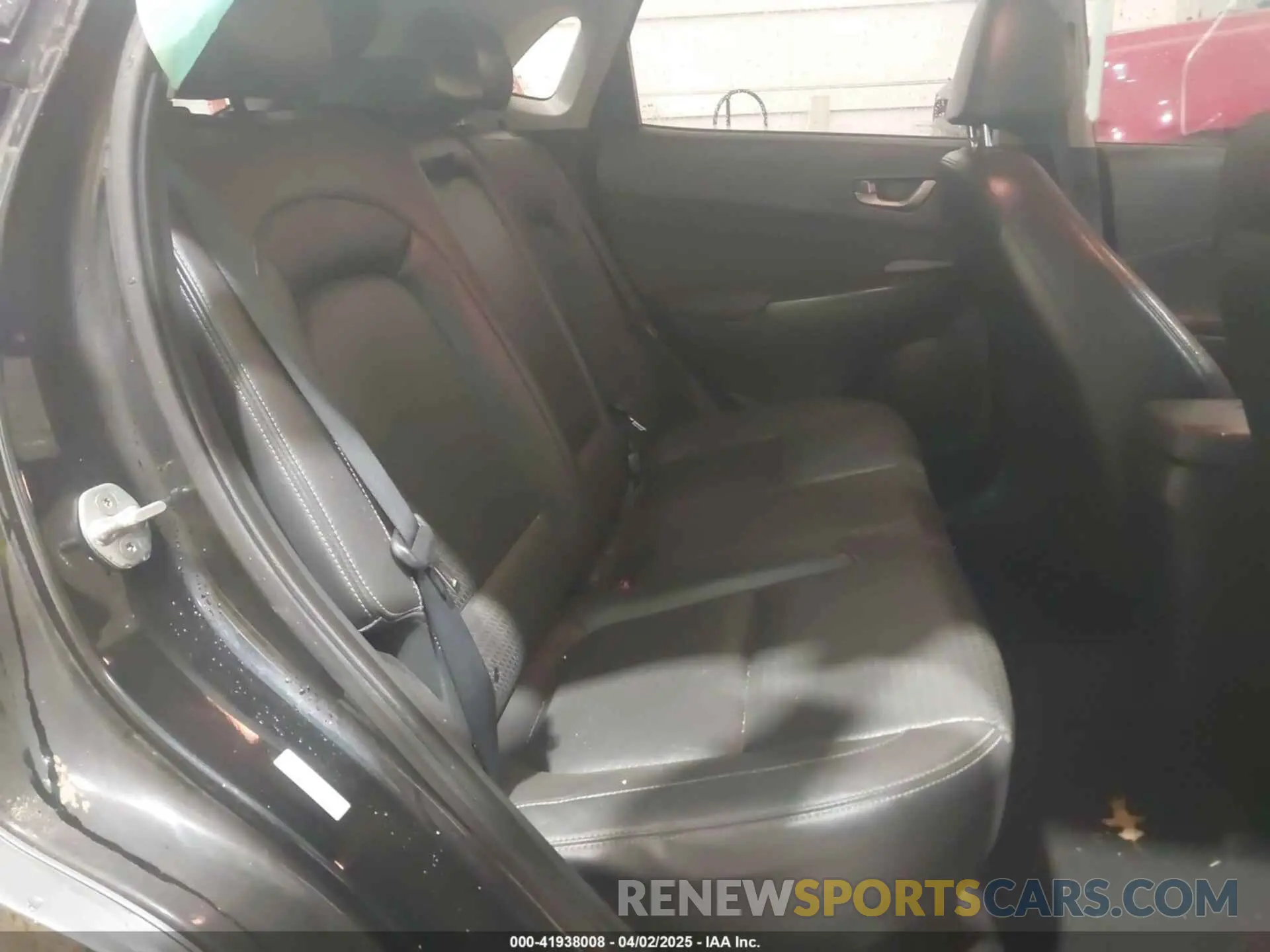 8 Фотография поврежденного автомобиля KM8K33A56KU206278 HYUNDAI KONA 2019
