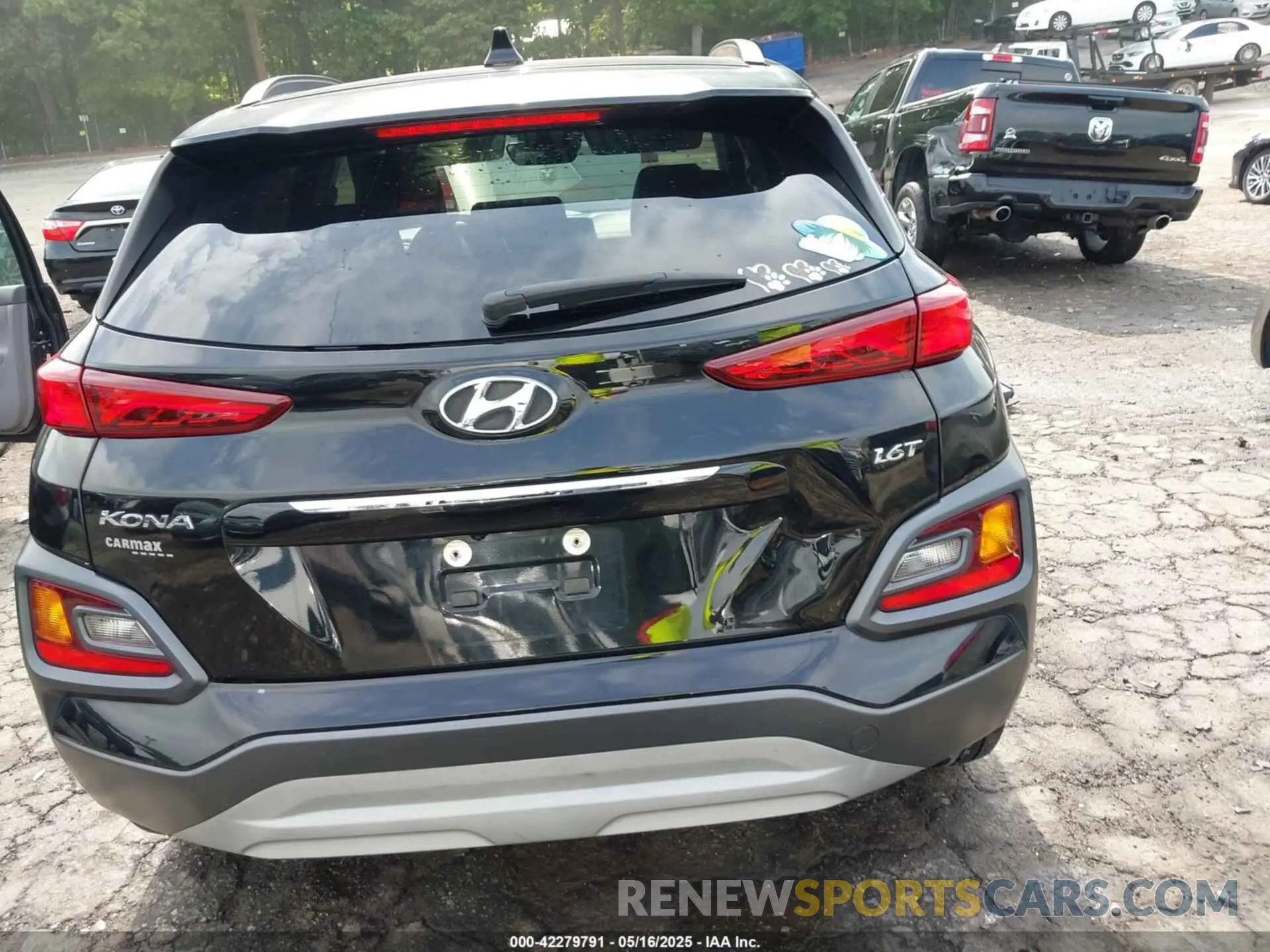 16 Photograph of a damaged car KM8K33A5XKU206512 HYUNDAI KONA 2019