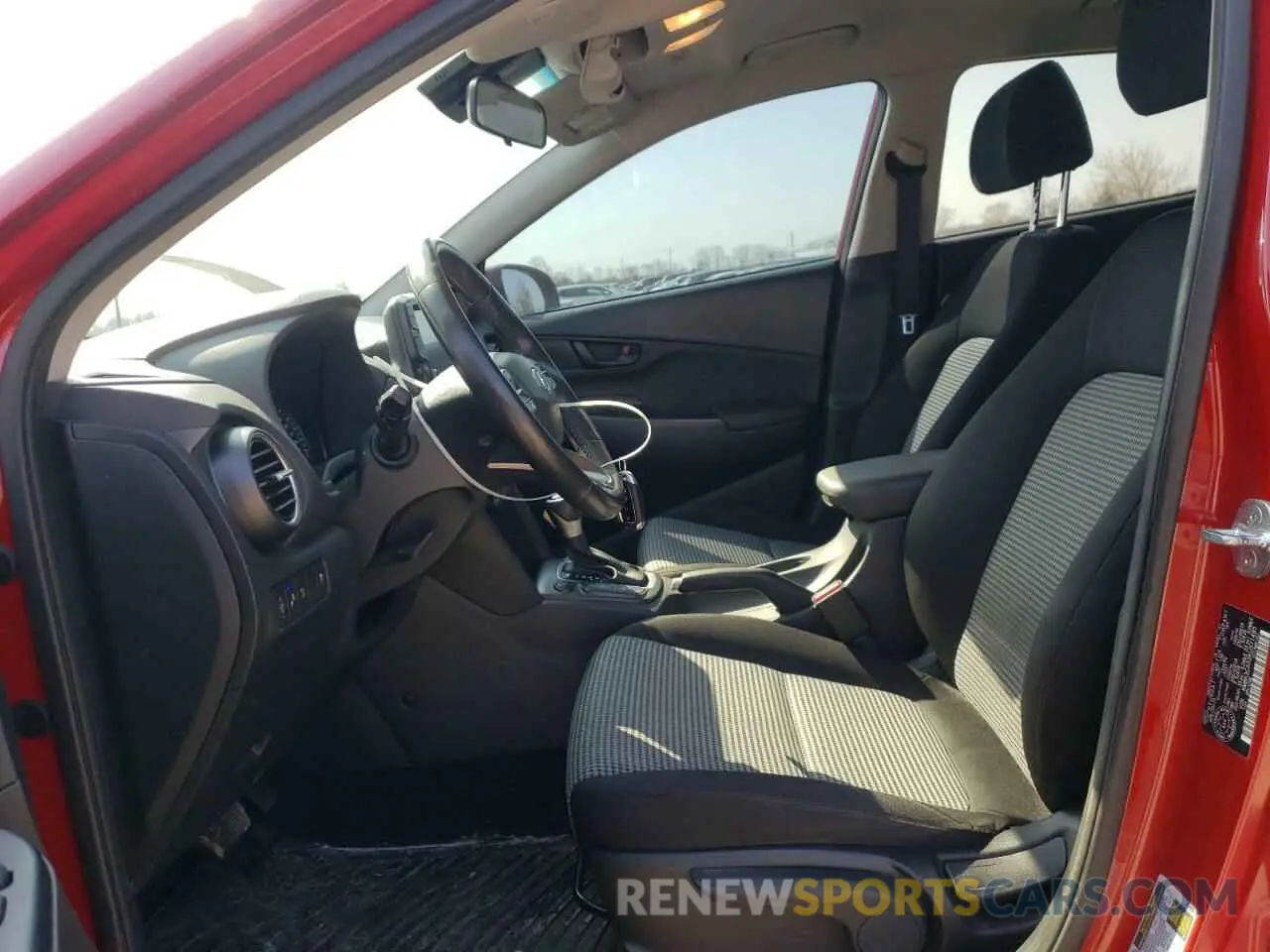7 Photograph of a damaged car KM8K3CA52KU371485 HYUNDAI KONA 2019