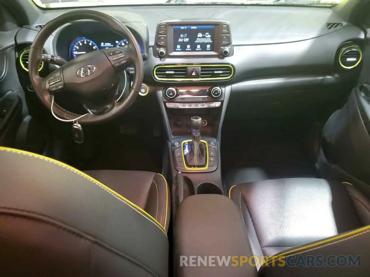 8 Photograph of a damaged car KM8K3CA54KU329626 HYUNDAI KONA 2019