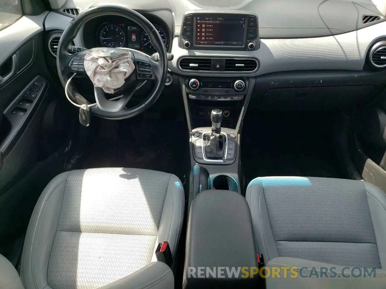 8 Photograph of a damaged car KM8K5CA50KU332940 HYUNDAI KONA 2019