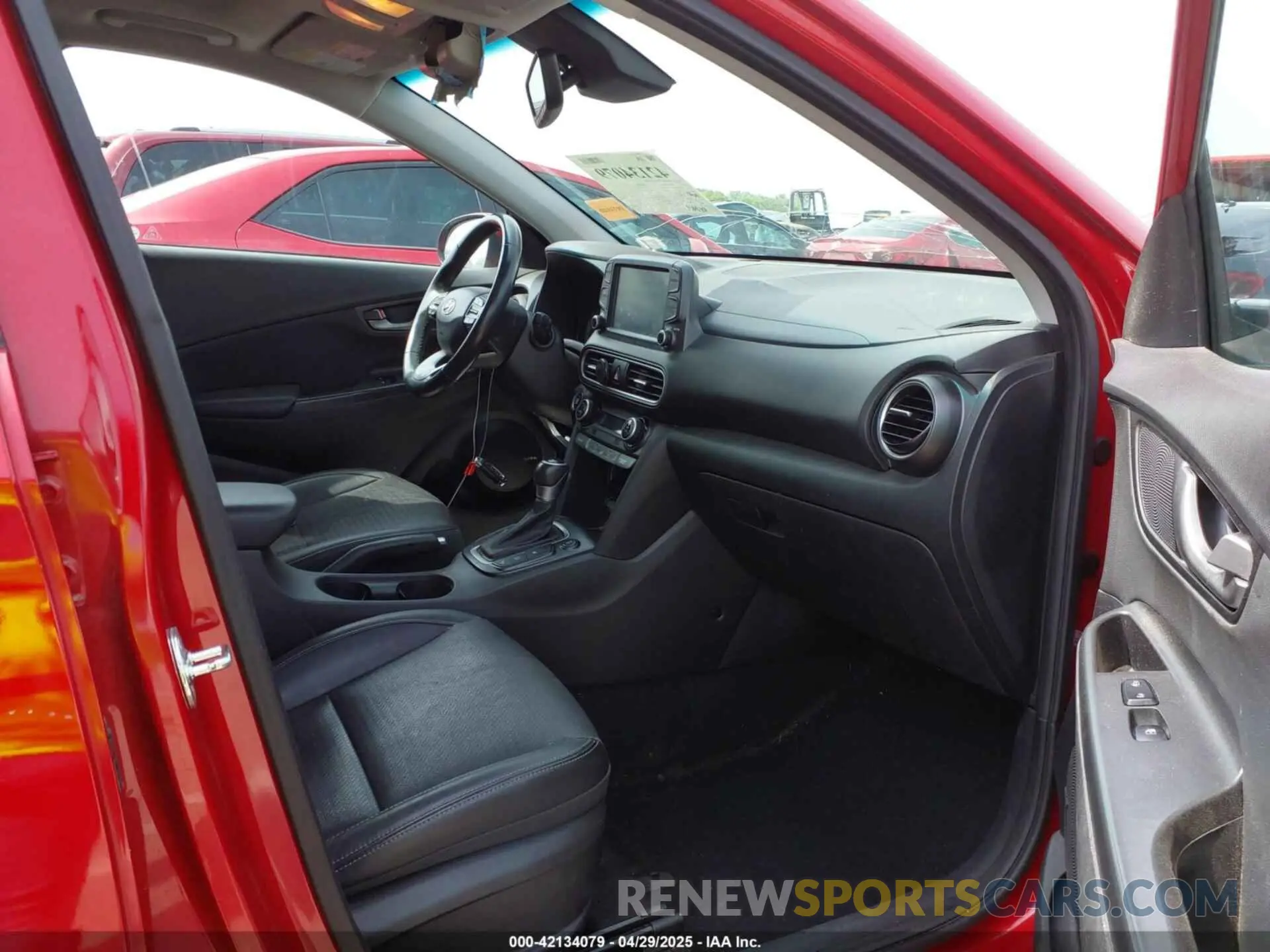 5 Photograph of a damaged car KM8K5CA54KU250659 HYUNDAI KONA 2019