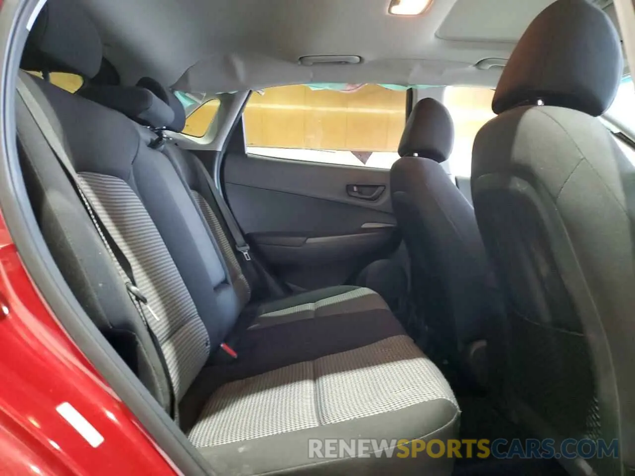 11 Фотография поврежденного автомобиля KM8K6CAA6KU257297 HYUNDAI KONA 2019