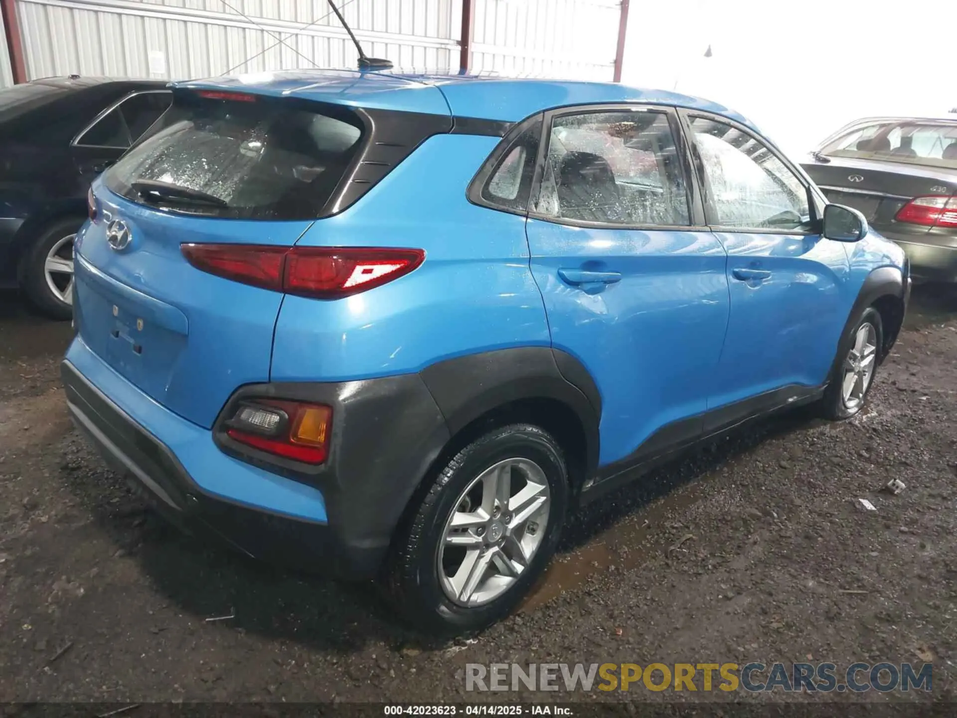 4 Photograph of a damaged car KM8K12AA2LU434275 HYUNDAI KONA 2020