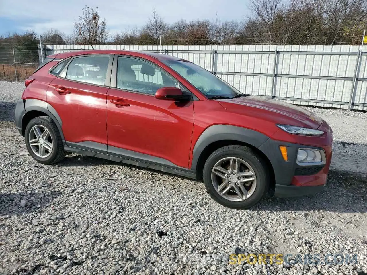 4 Фотография поврежденного автомобиля KM8K12AA3LU480116 HYUNDAI KONA 2020