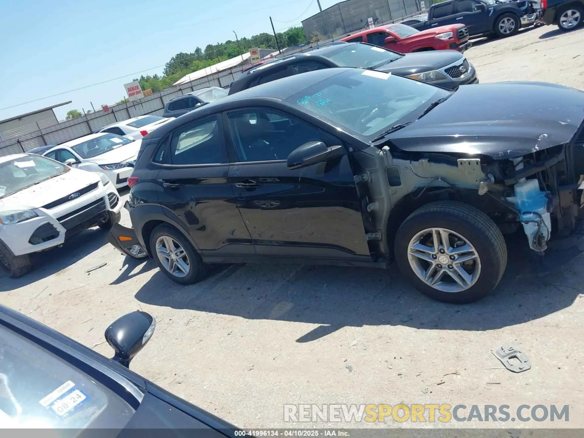 14 Photograph of a damaged car KM8K12AA4LU401276 HYUNDAI KONA 2020