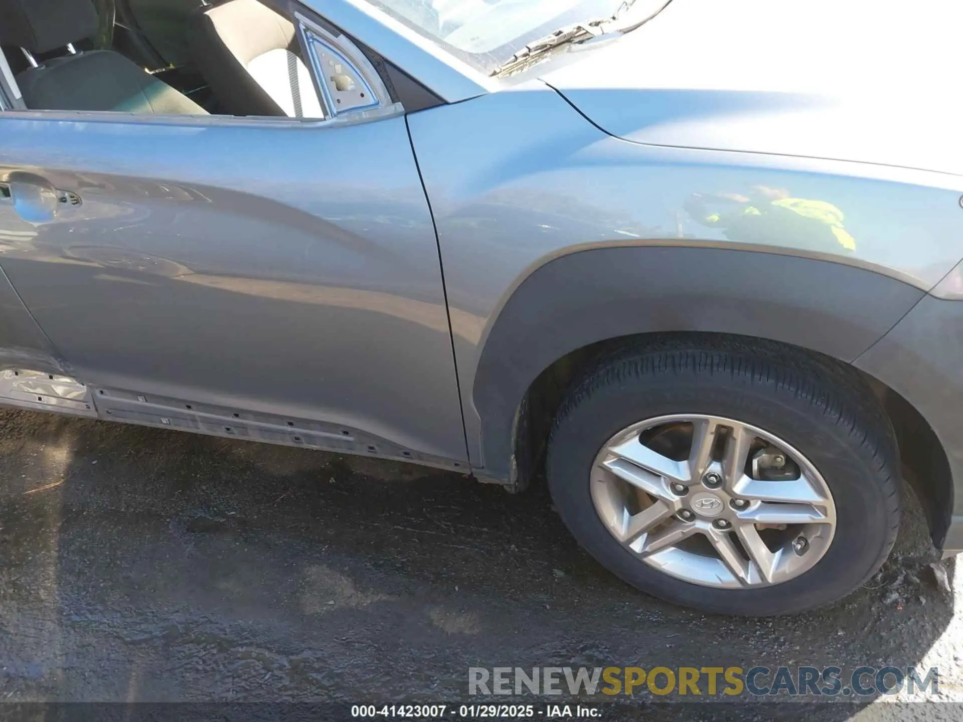 19 Photograph of a damaged car KM8K12AA4LU504536 HYUNDAI KONA 2020